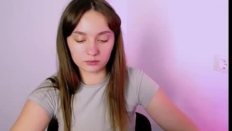 elizsun online show from November 19, 2025, 12:16 pm