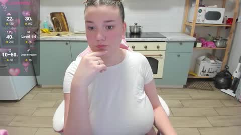 Snapshot of elkapulka chatting on March 5, 2026, 7:37 am Lina online show from March 5, 2026, 7:37 am