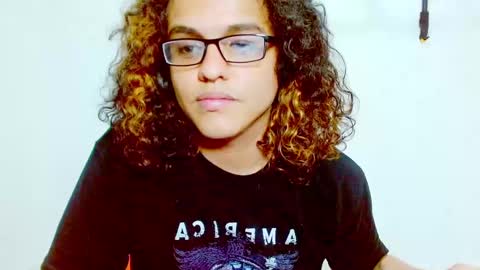 Diana online show from December 8, 2024, 4:18 pm