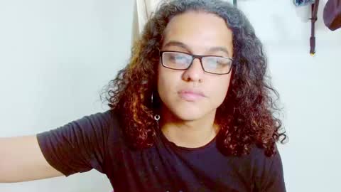 Diana online show from March 4, 2025, 6:29 pm