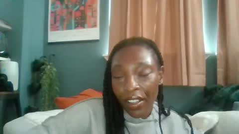 Snapshot of ella5eju chatting on September 10, 2025, 8:42 pm GFE online show from September 10, 2025, 8:42 pm