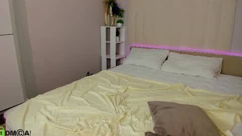 Ella online show from July 7, 2026, 7:23 am