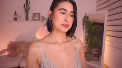 ELLA OWEN online show from February 13, 2026, 9:33 pm