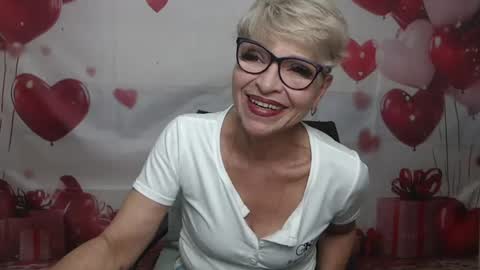 Snapshot of ellabonito chatting on July 12, 2026, 6:15 am EllaBonito online show from July 12, 2026, 6:15 am