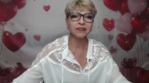 Snapshot of ellabonito chatting on July 21, 2026, 5:43 am EllaBonito online show from July 21, 2026, 5:43 am