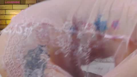 Snapshot of ellacharmx chatting on January 25, 2025, 2:15 am Ella online show from January 25, 2025, 2:15 am