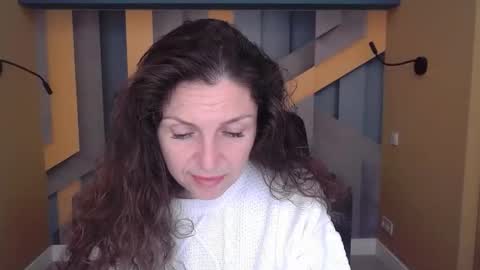 Snapshot of ellalongs chatting on November 4, 2025, 12:26 pm EllaLongs online show from November 4, 2025, 12:26 pm