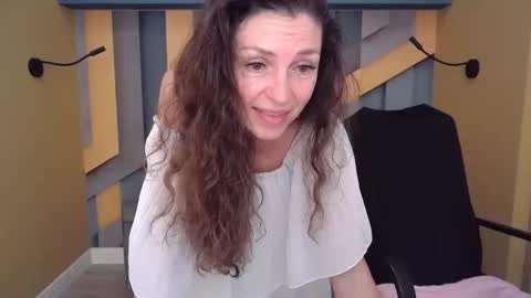 Snapshot of ellalongs chatting on November 21, 2025, 2:16 pm EllaLongs online show from November 21, 2025, 2:16 pm