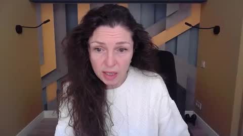 Snapshot of ellalongs chatting on January 14, 2026, 12:33 pm EllaLongs online show from January 14, 2026, 12:33 pm