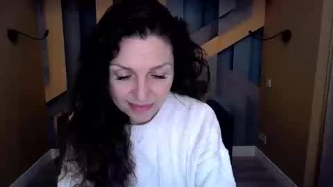 Snapshot of ellalongs chatting on February 28, 2026, 12:39 pm EllaLongs online show from February 28, 2026, 12:39 pm