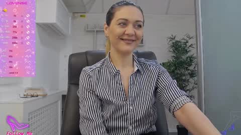            online show from February 7, 2025, 8:10 pm