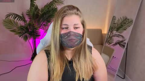 Scarlet online show from October 23, 2025, 8:24 am