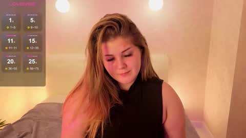 Scarlet online show from November 13, 2025, 11:36 pm