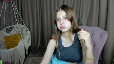 Snapshot of elle_ellise chatting on September 11, 2025, 12:55 am elle_ellise online show from September 11, 2025, 12:55 am