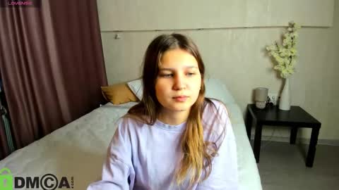 Snapshot of elle_ellise chatting on September 30, 2025, 12:15 am elle_ellise online show from September 30, 2025, 12:15 am