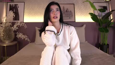 Elle Diane online show from April 13, 2026, 10:26 pm