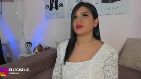 Yiss online show from October 16, 2025, 3:07 am