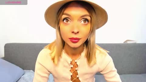 ellen_flow online show from October 31, 2025, 11:39 pm