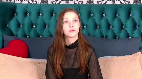 Snapshot of ellenbush chatting on October 10, 2025, 7:07 am EllenBush online show from October 10, 2025, 7:07 am