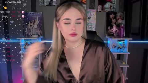 Snapshot of ellensoftt chatting on November 6, 2025, 5:36 pm Maria online show from November 6, 2025, 5:36 pm