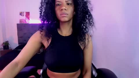  Ellie   online show from November 20, 2025, 3:23 pm