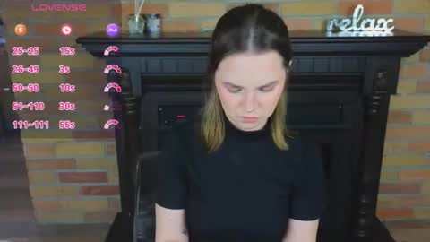 Snapshot of ellie_babyy chatting on February 28, 2026, 9:32 am Ellie online show from February 28, 2026, 9:32 am