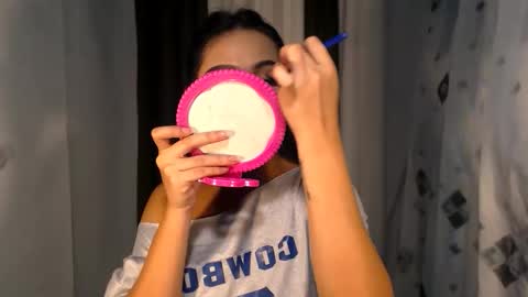 ellie online show from December 17, 2025, 6:47 pm