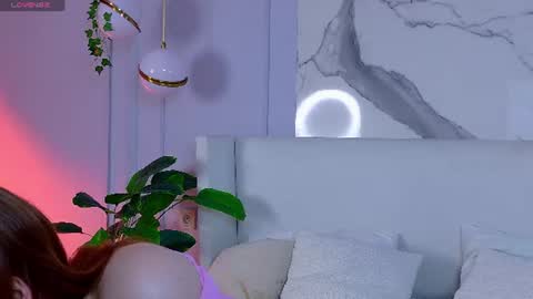 Snapshot of elliegarson__ chatting on June 15, 2026, 5:04 pm elliegarson__ online show from June 15, 2026, 5:04 pm