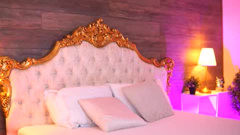 Snapshot of ellieredd chatting on October 9, 2025, 8:56 am Ellie online show from October 9, 2025, 8:56 am