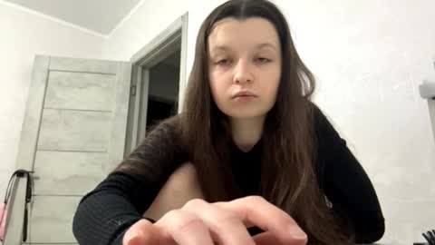 Snapshot of ellieschuffert chatting on December 5, 2025, 8:38 pm Ellie online show from December 5, 2025, 8:38 pm