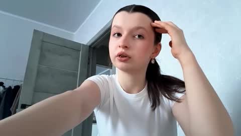 Snapshot of ellieschuffert chatting on February 10, 2026, 1:15 pm Ellie online show from February 10, 2026, 1:15 pm