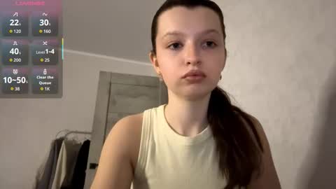 Snapshot of ellieschuffert chatting on March 7, 2026, 5:43 pm Ellie online show from March 7, 2026, 5:43 pm