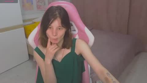Snapshot of ellinblare chatting on June 5, 2026, 9:20 pm Ellin online show from June 5, 2026, 9:20 pm
