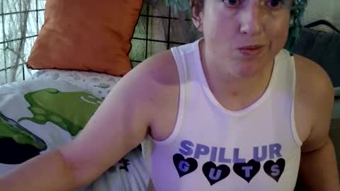 Elliohh online show from May 22, 2026, 4:23 pm