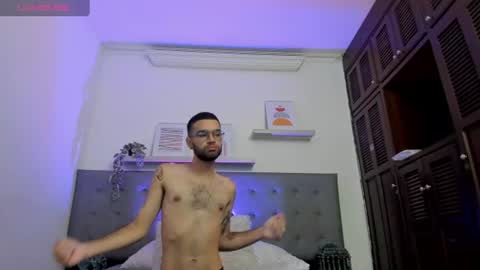 ELLIOT  online show from June 26, 2026, 2:43 pm
