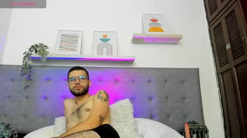 ELLIOT  online show from June 28, 2026, 6:30 am