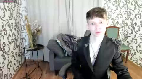 elliot_mars_ online show from October 23, 2025, 5:33 pm