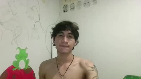 Snapshot of elliotazert chatting on March 6, 2026, 4:53 am elliotazert online show from March 6, 2026, 4:53 am