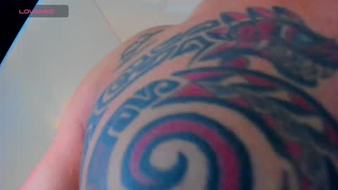 Snapshot of elliott_veelez chatting on February 4, 2025, 8:59 pm E L L I O T V E L E Z online show from February 4, 2025, 8:59 pm