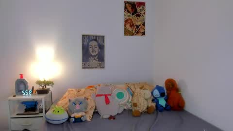 Snapshot of elliotvolkov chatting on April 25, 2026, 3:20 pm elliotvolkov online show from April 25, 2026, 3:20 pm