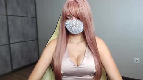 EllisNikki online show from December 16, 2025, 10:26 pm