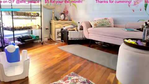 Ella Bella Bo Bella online show from May 1, 2026, 6:45 pm