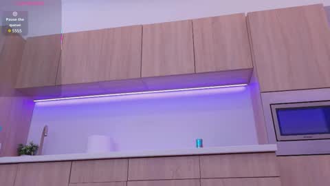 Elly online show from January 15, 2026, 8:30 am