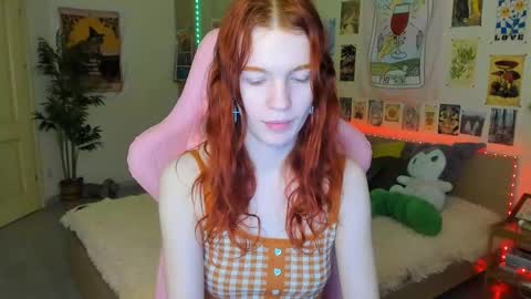 Elly     Fansly  online show from March 6, 2025, 8:41 am