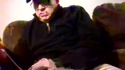 elmario24 online show from November 18, 2025, 8:30 am