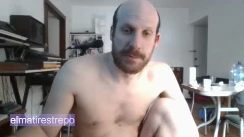 Snapshot of elmatirestrepo chatting on November 1, 2025, 9:28 pm Mati Restrepo online show from November 1, 2025, 9:28 pm