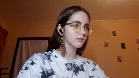 Kate online show from March 6, 2026, 12:12 pm