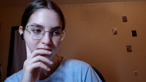 Kate online show from May 17, 2026, 2:24 pm