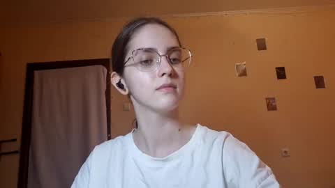 Kate online show from June 18, 2026, 12:20 pm