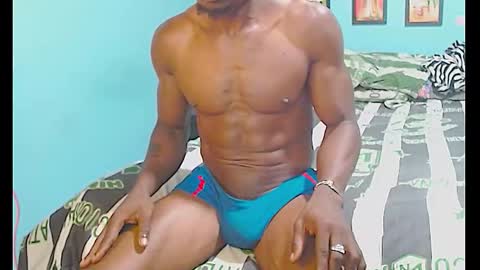 elmiltonnjakee online show from February 17, 2026, 6:14 pm